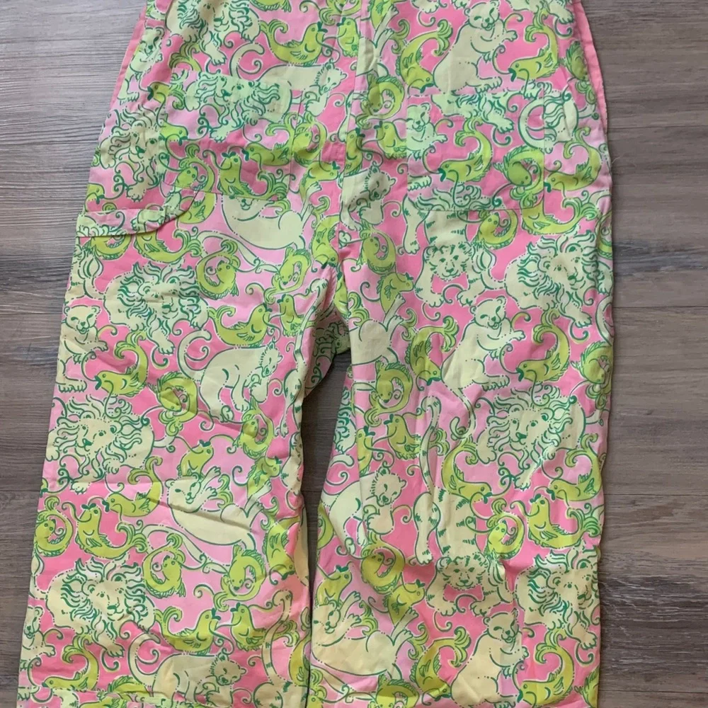Lilly Pulitzer Vibrant Pink and Green Lion and Fish Overalls Size 6 - Picture 10 of 13